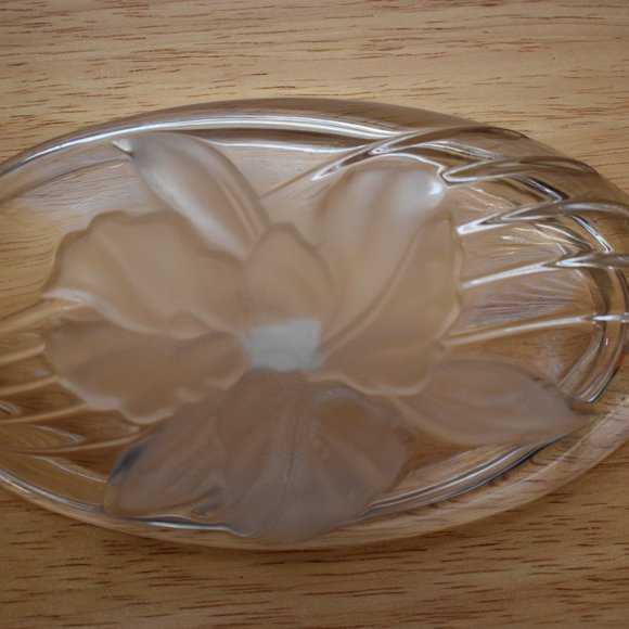 Mikasa Studio Nova Iris Delight Candy Dish - Picture 3 of 11